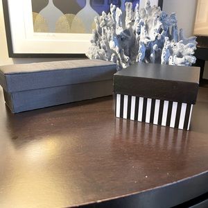 Gift box duo EMPTY Striped square gift box + Padded luxurious silk gift box